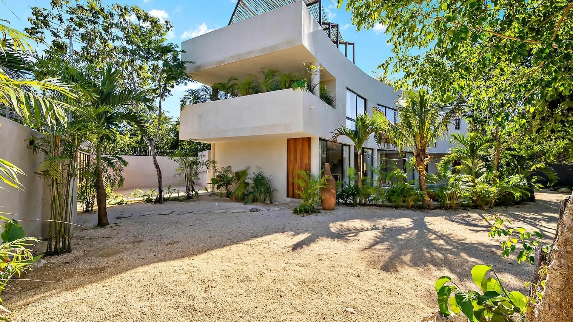 Majestic Jungle Villa With 2 Pools & Rooftop Bbq Tulum 0*,  Mexico