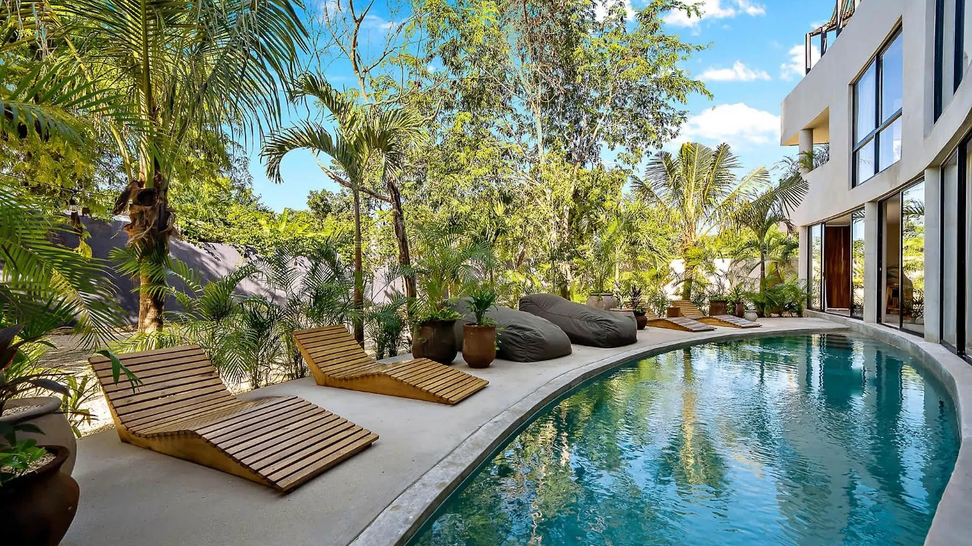 Majestic Jungle Villa With 2 Pools & Rooftop Bbq Tulum 0*,  Mexico